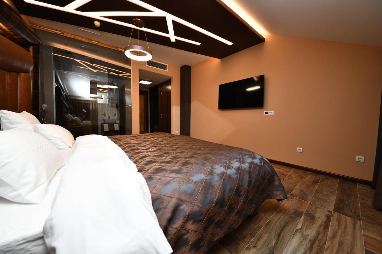 Hotel Havana Loznica Extérieur photo