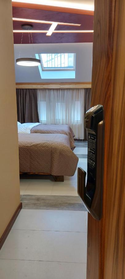 Hotel Havana Loznica Extérieur photo