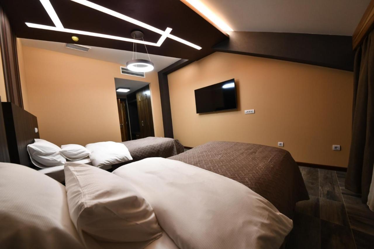 Hotel Havana Loznica Extérieur photo