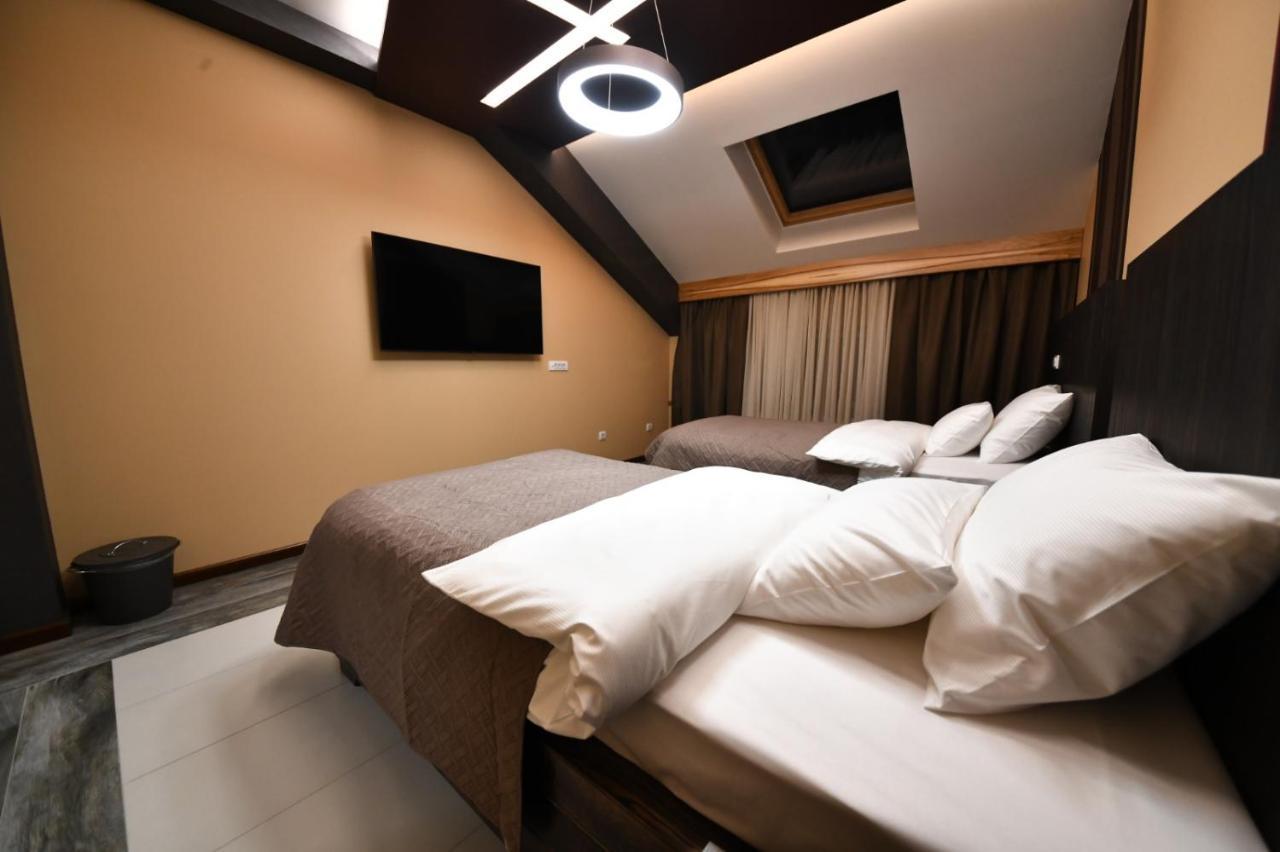Hotel Havana Loznica Extérieur photo