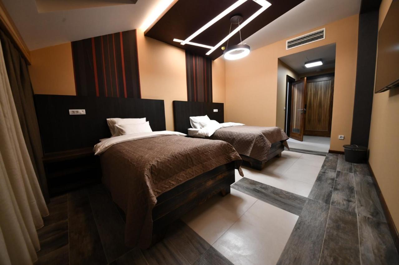 Hotel Havana Loznica Extérieur photo
