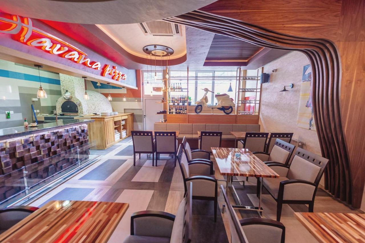 Hotel Havana Loznica Extérieur photo