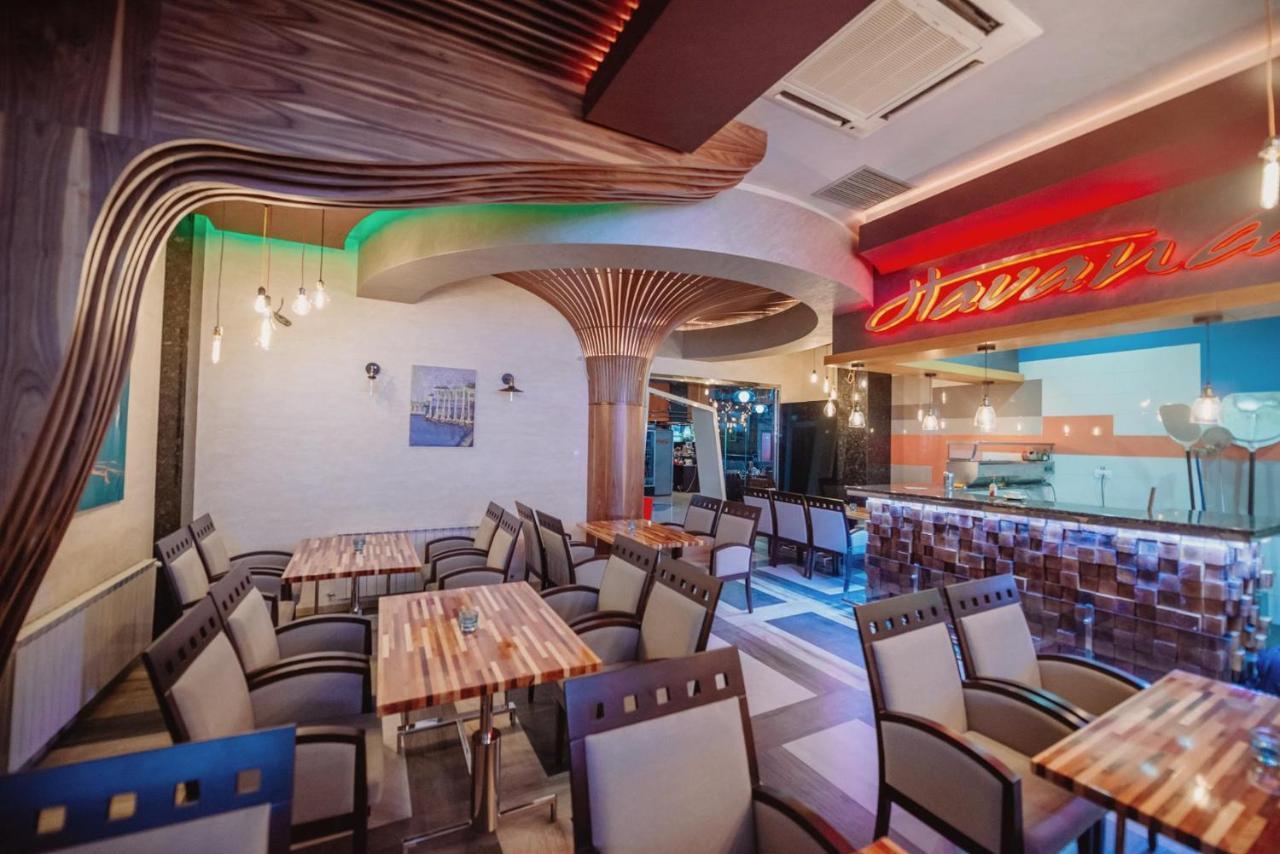 Hotel Havana Loznica Extérieur photo