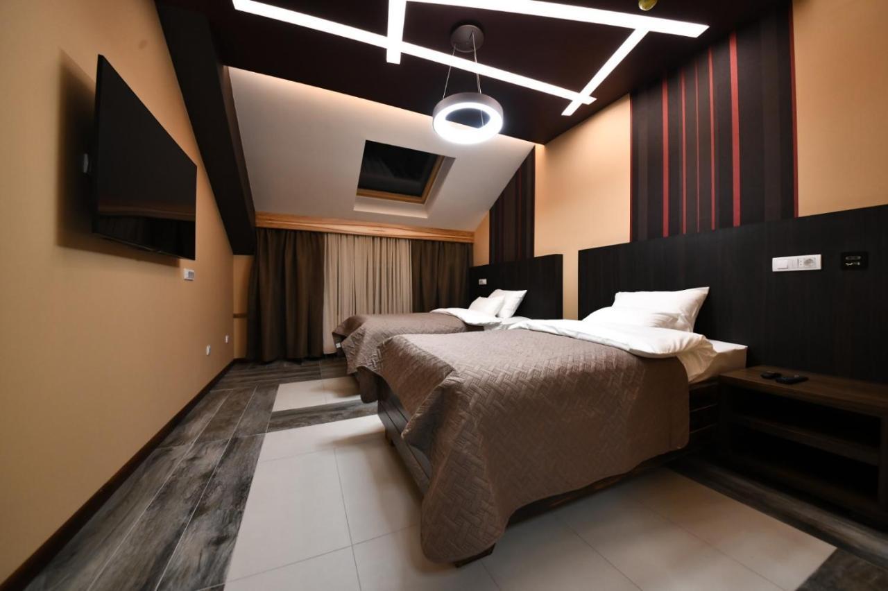 Hotel Havana Loznica Extérieur photo